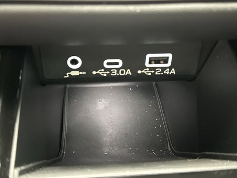 Certified 2025 Subaru Outback Limited image 43