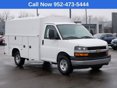 New 2025 Chevrolet Express 3500 w/ Power Convenience Package RWD image 1