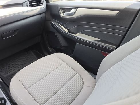 Used 2021 Ford Escape SE w/ SE Sport Appearance Package FWD image 15