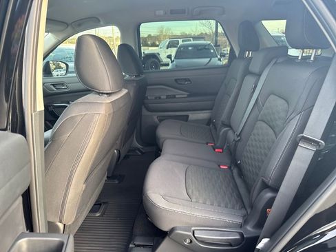 New 2026 Nissan Pathfinder SV AWD/4WD image 26