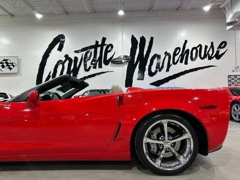 Used 2011 Chevrolet Corvette Grand Sport w/ Preferred Equipment Group image 7