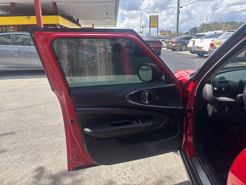 Used 2019 MINI Cooper Clubman S image 8
