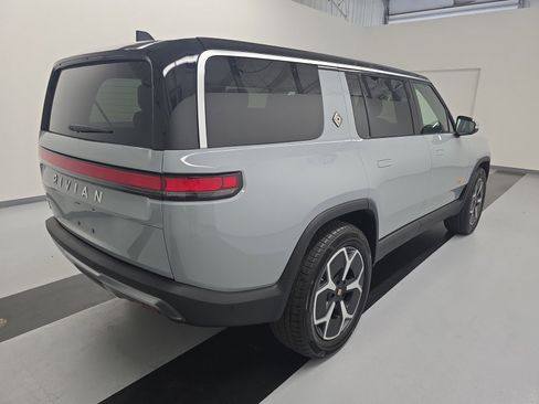 Used 2024 Rivian R1S Adventure AWD/4WD image 5
