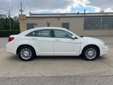 Used 2009 Chrysler Sebring Touring image 5