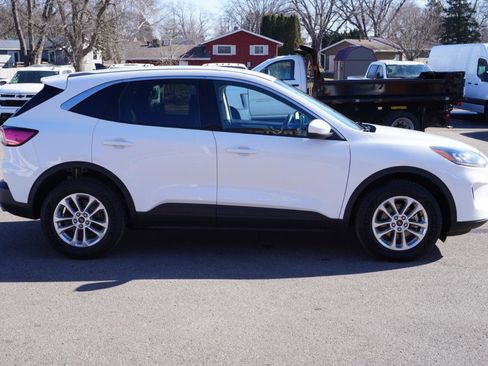 Used 2021 Ford Escape SE image 6