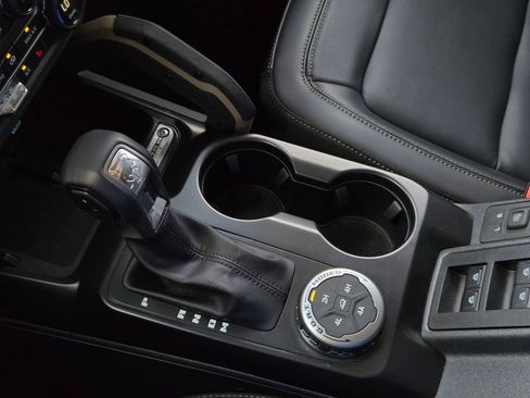 Used 2025 Ford Bronco Badlands w/ Sasquatch Package image 22