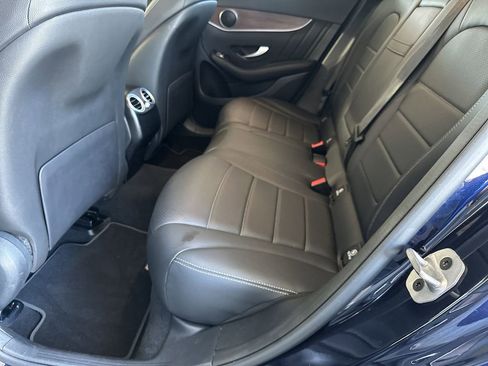 Used 2022 Mercedes-Benz GLC 300 4MATIC image 28