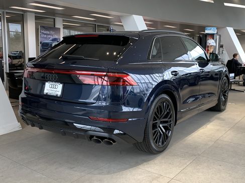 New 2026 Audi SQ8 Premium Plus image 3