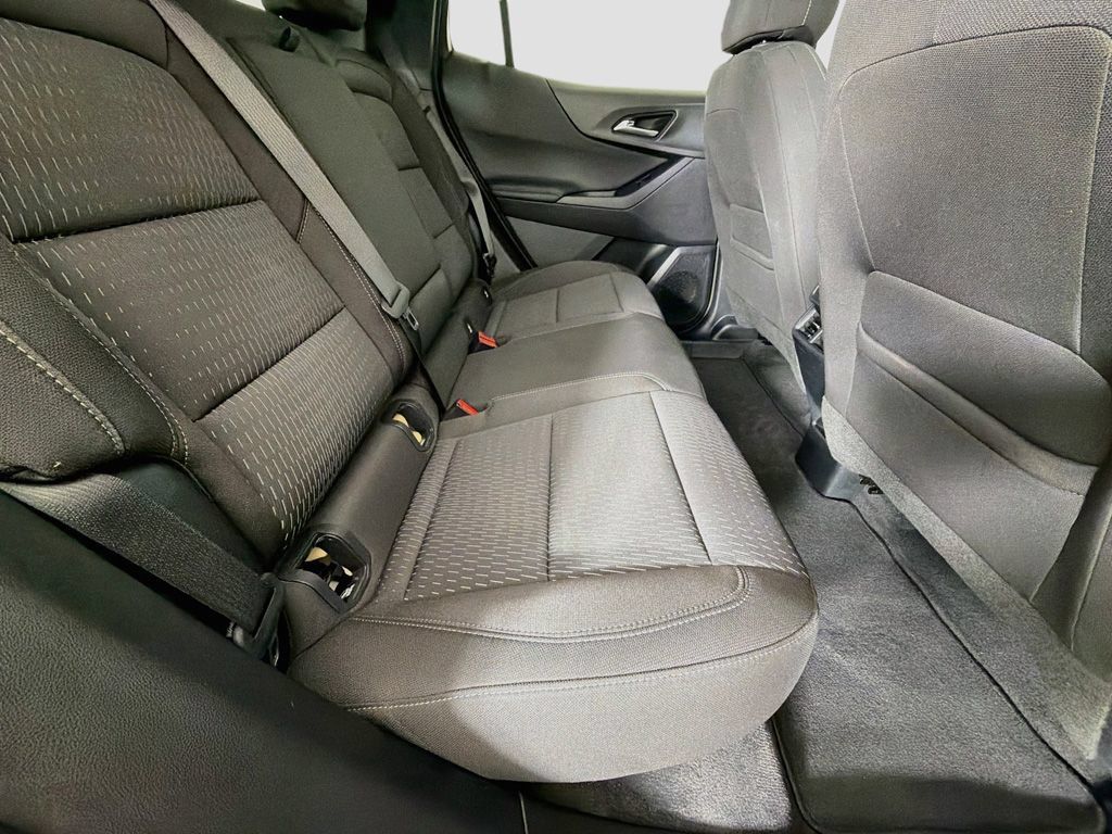 Used 2026 Chevrolet Equinox LT FWD image 26
