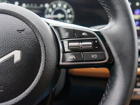 Certified 2026 Kia Seltos EX w/ EX Sunroof Package image 19