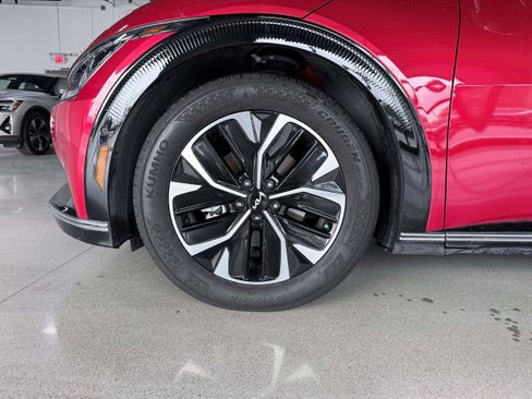 Used 2024 Kia EV6 Wind w/ Wind Technology Package AWD/4WD image 10