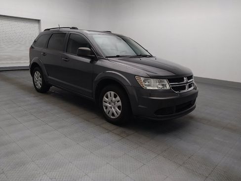 Used 2020 Dodge Journey SE FWD image 11