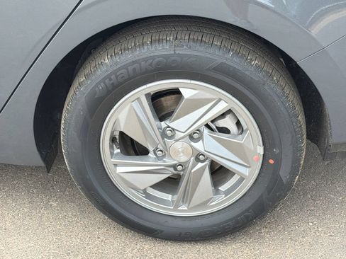 New 2026 Hyundai Elantra SE FWD image 20