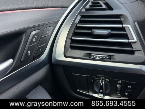 Used 2024 BMW X3 M40i AWD/4WD image 22