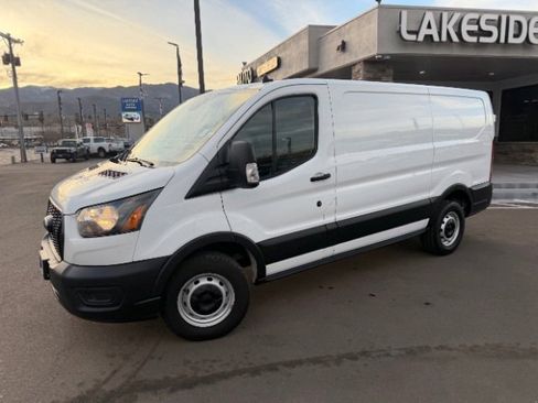 Used 2023 Ford Transit 250 Low Roof image 3