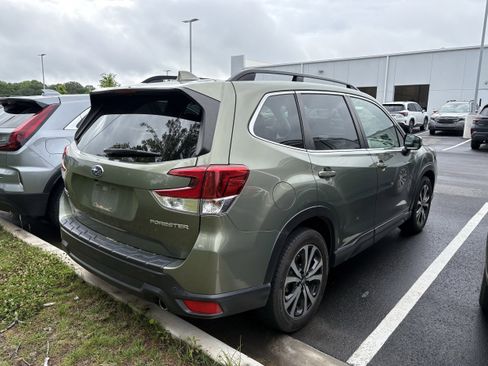 Used 2020 Subaru Forester Limited w/ Popular Package #3 AWD/4WD image 6