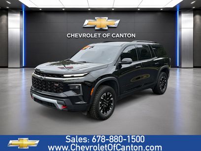 Used 2025 Chevrolet Traverse Z71 w/ Driver Confidence Package