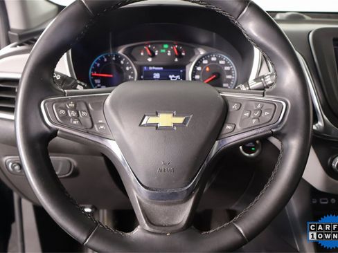 Used 2024 Chevrolet Equinox LT image 3