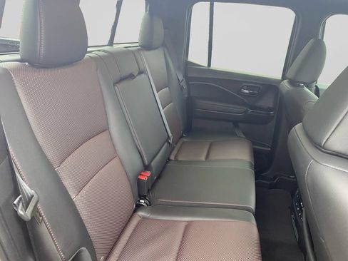 Used 2024 Honda Ridgeline Black Edition image 14