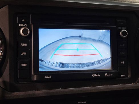 Used 2019 Toyota Tacoma SR5 image 29