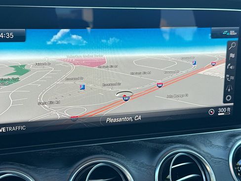 Used 2020 Mercedes-Benz E 350 Sedan image 25