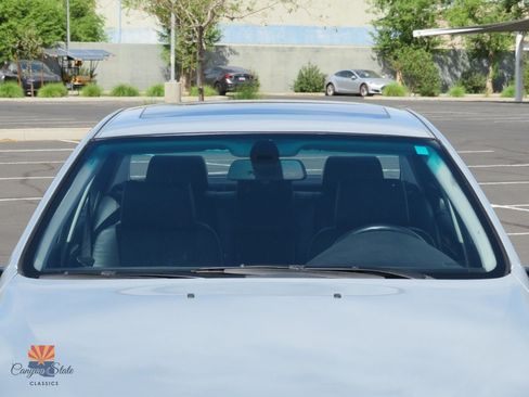 Used 2002 BMW 540i Sedan image 32