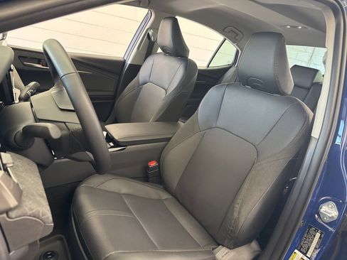 Used 2026 Toyota Camry XLE image 14