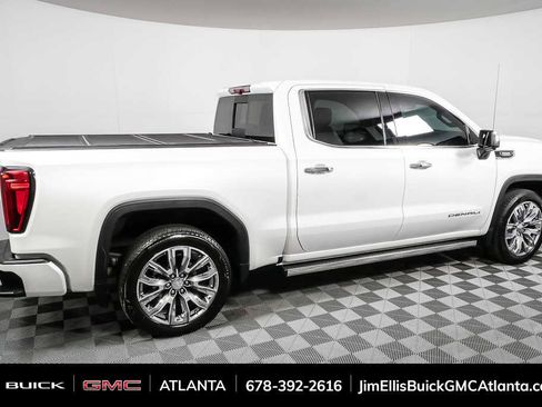 Used 2024 GMC Sierra 1500 Denali AWD/4WD image 2