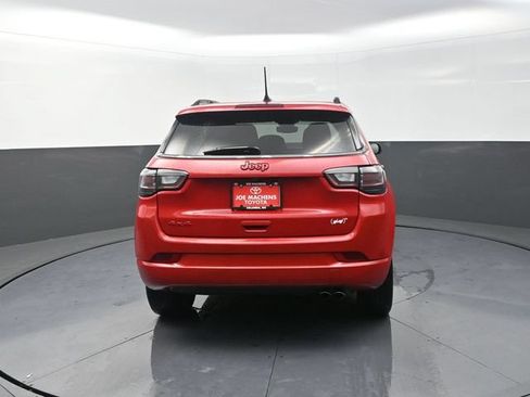 Used 2022 Jeep Compass Limited w/ (RED) Package AWD/4WD image 7
