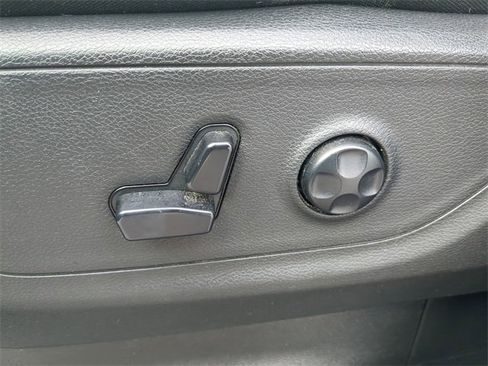 Used 2021 RAM 1500 Big Horn image 23