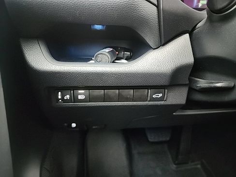 Used 2024 Toyota RAV4 XSE AWD/4WD image 16