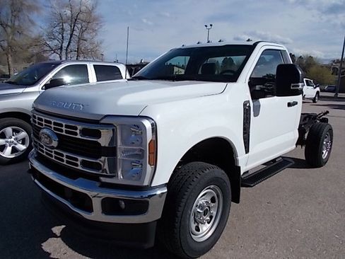 Used 2024 Ford F350 XL w/ Snow Plow Prep Package AWD/4WD image 2