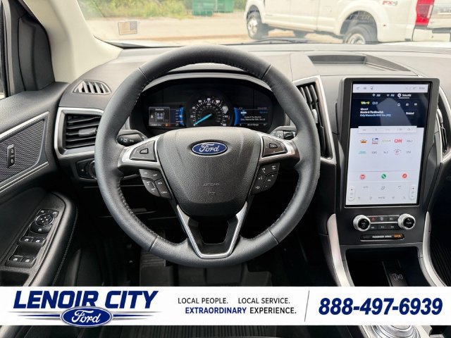 Certified 2024 Ford Edge SEL w/ Convenience Package AWD/4WD image 16