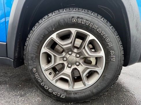 Used 2021 Jeep Cherokee Trailhawk w/ Sun, Sound & Nav Group image 22