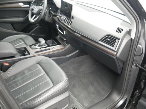 Certified 2023 Audi Q5 2.0T Premium Plus w/ Premium Plus Package AWD/4WD image 29