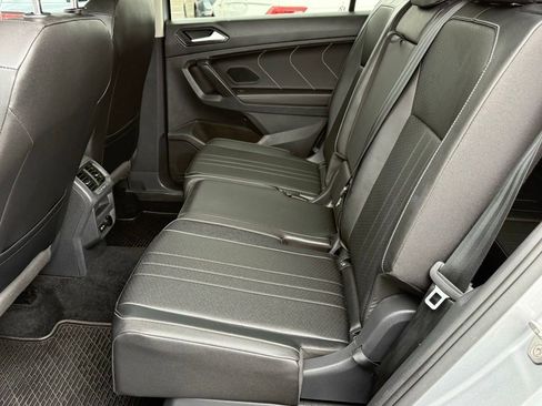 Used 2023 Volkswagen Tiguan SE FWD image 25
