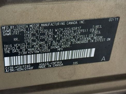 Used 2011 Toyota RAV4 4WD image 29