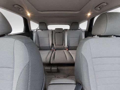 Used 2015 Ford Escape SE w/ Equipment Group 201A FWD image 13