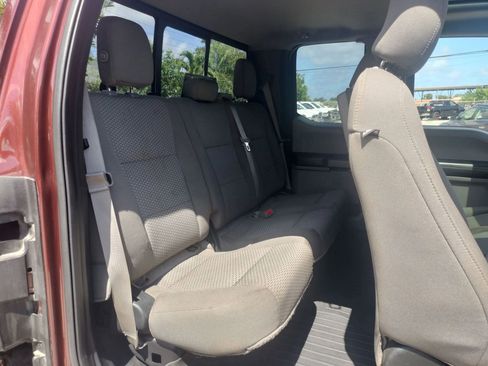 Used 2017 Ford F150 XLT w/ Equipment Group 302A Luxury AWD/4WD image 21