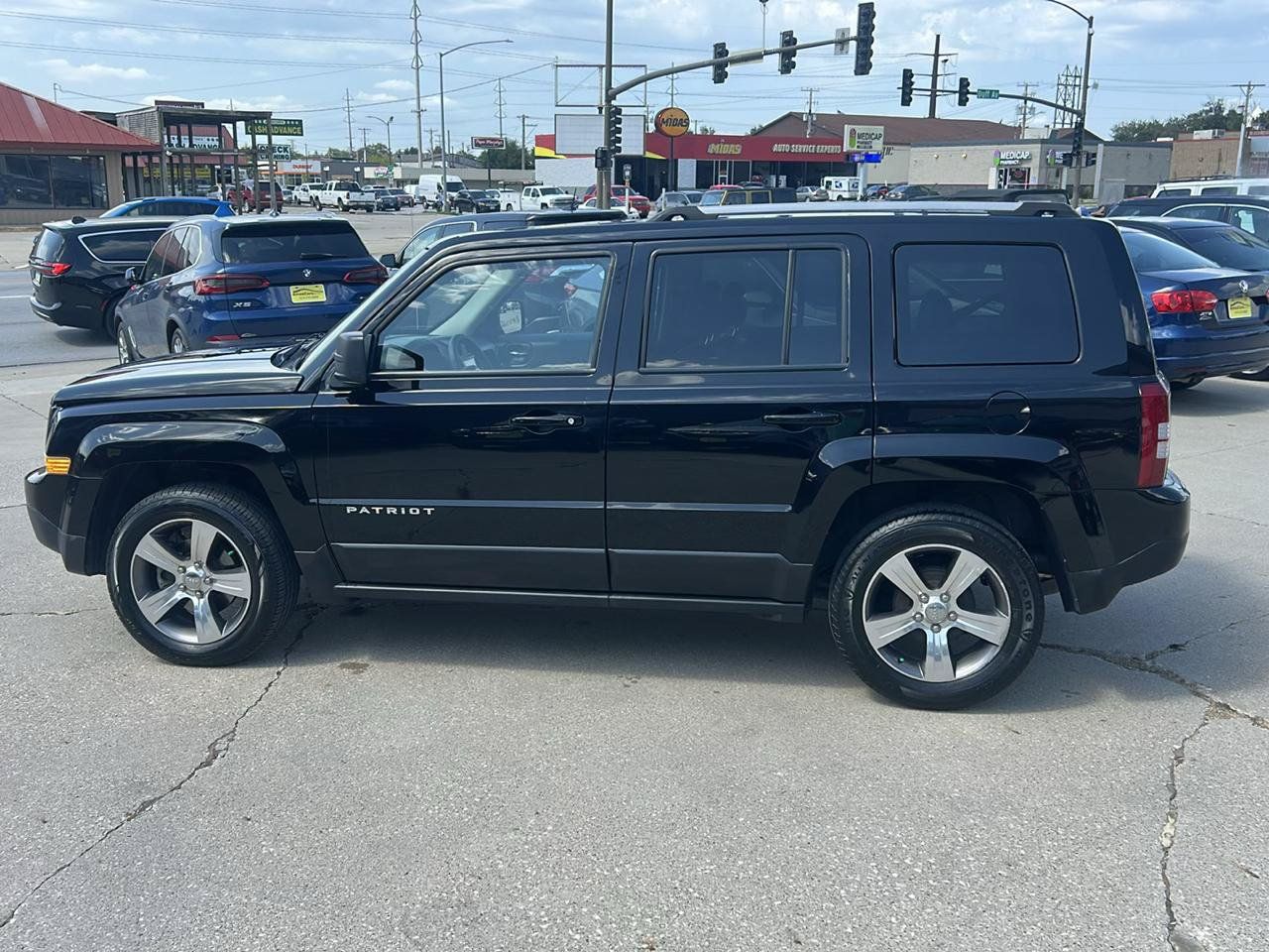 Used 2017 Jeep Patriot High Altitude FWD image 6