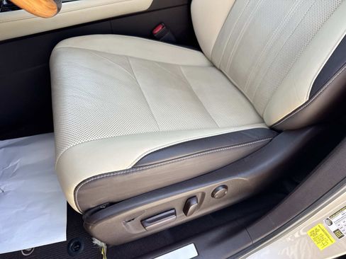 Used 2018 Lexus RX 350 FWD w/ Premium Package image 19