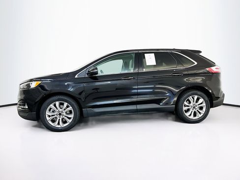 Used 2024 Ford Edge Titanium image 4