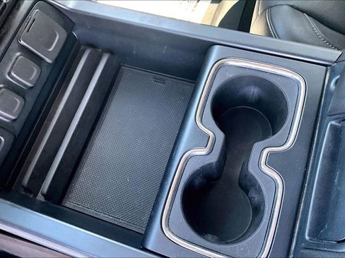 Used 2018 Chevrolet Silverado 1500 LTZ Z71 w/ Centennial Edition image 13