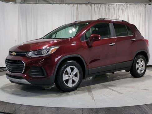 Used 2017 Chevrolet Trax LT w/ Driver Confidence Package image 5