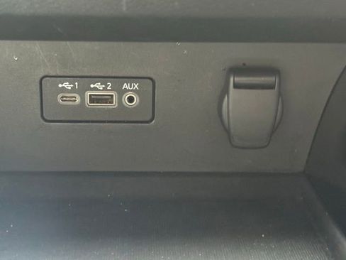 Used 2024 Nissan Altima 2.5 SV image 39