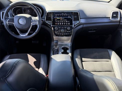 Used 2022 Jeep Grand Cherokee Laredo X image 22