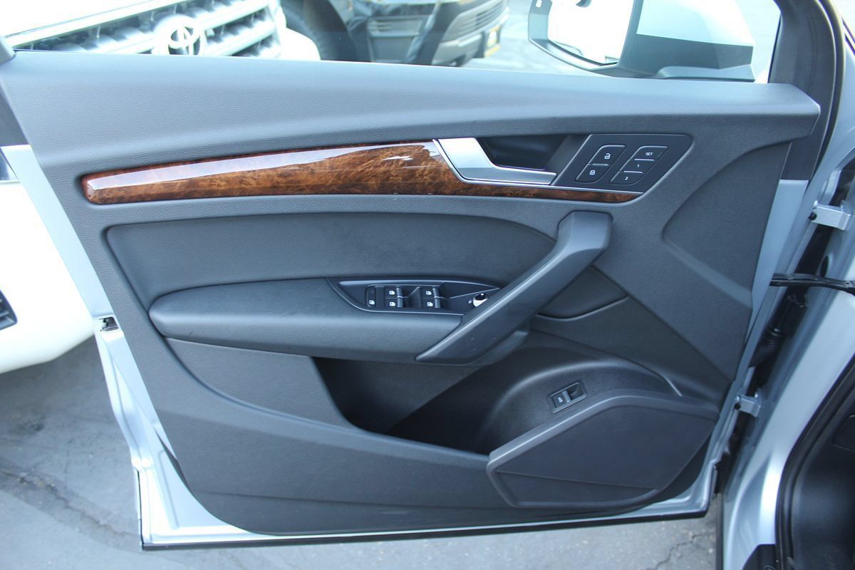Used 2018 Audi Q5 2.0T Premium AWD/4WD image 18