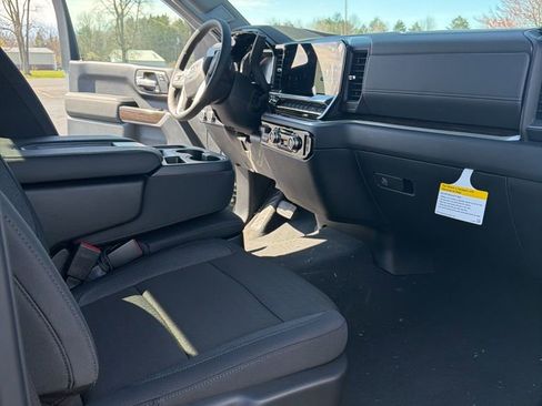 New 2026 GMC Sierra 2500 SLE AWD/4WD image 21