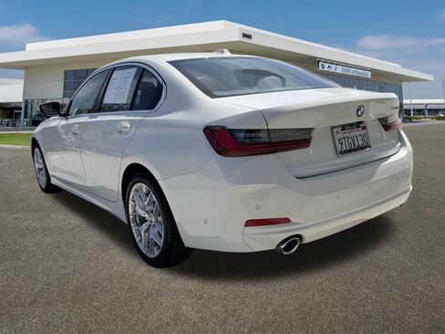 Used 2025 BMW 330i Sedan w/ Convenience Package RWD image 8