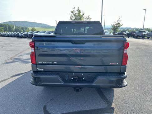 Used 2021 Chevrolet Silverado 1500 RST w/ Convenience Package II AWD/4WD image 6
